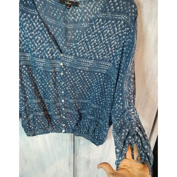 Lulus Blue & White Top Small Nwt Tassel Feminine ruched Boho Cottage Core - Picture 3 of 11